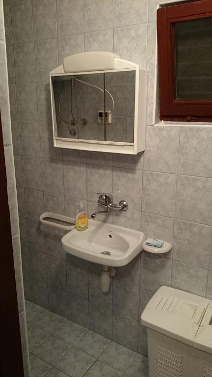 Apartman Irena - Bobovik Vir Ngoại thất bức ảnh