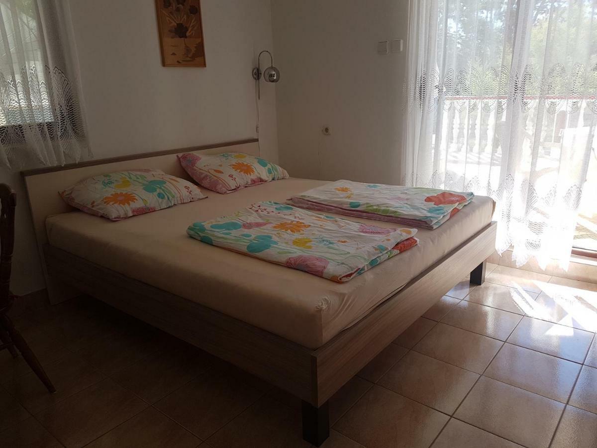 Apartman Irena - Bobovik Vir Ngoại thất bức ảnh